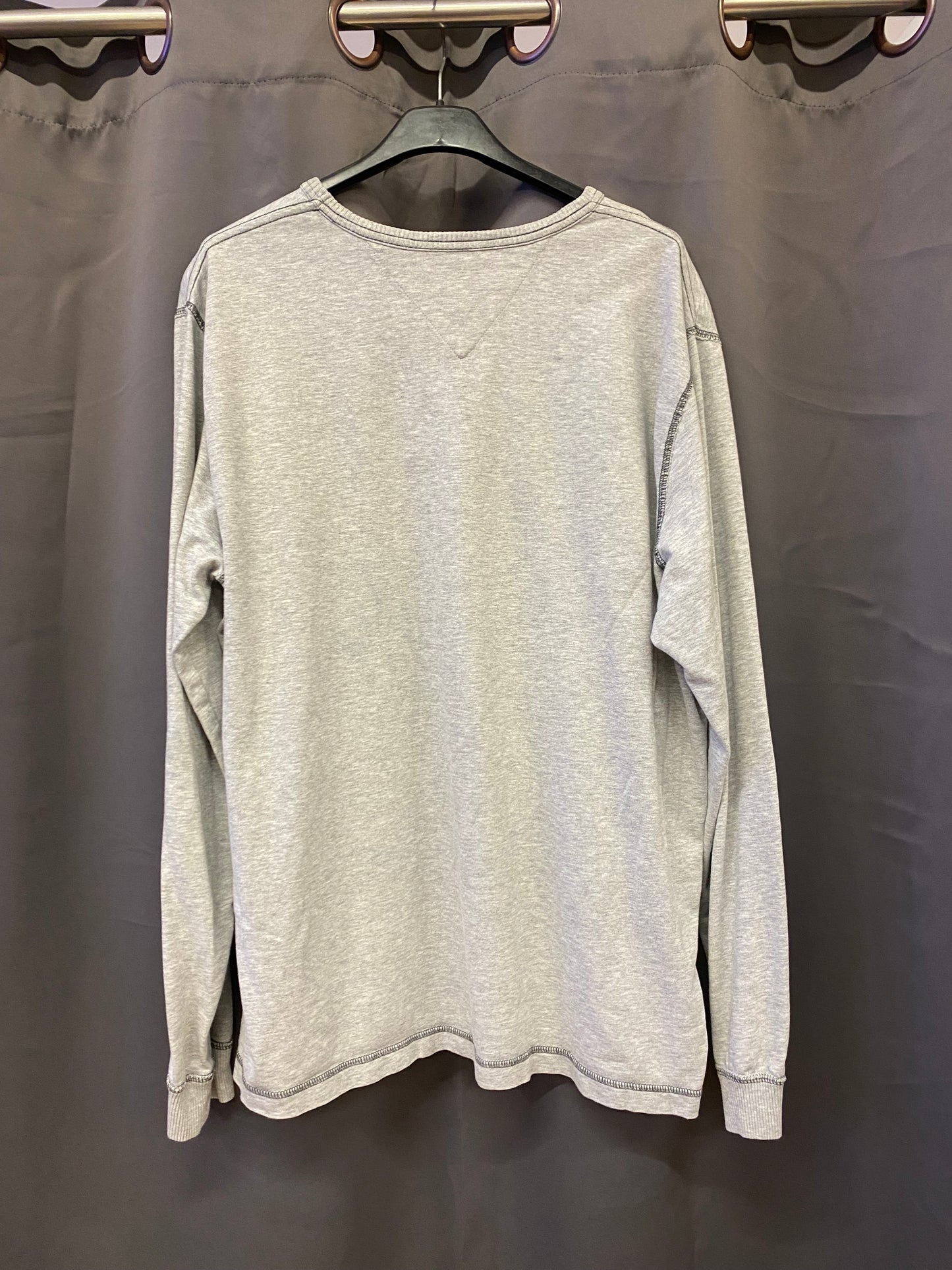 T-shirt vintage Tommy Hilfiger a maniche lunghe (L)