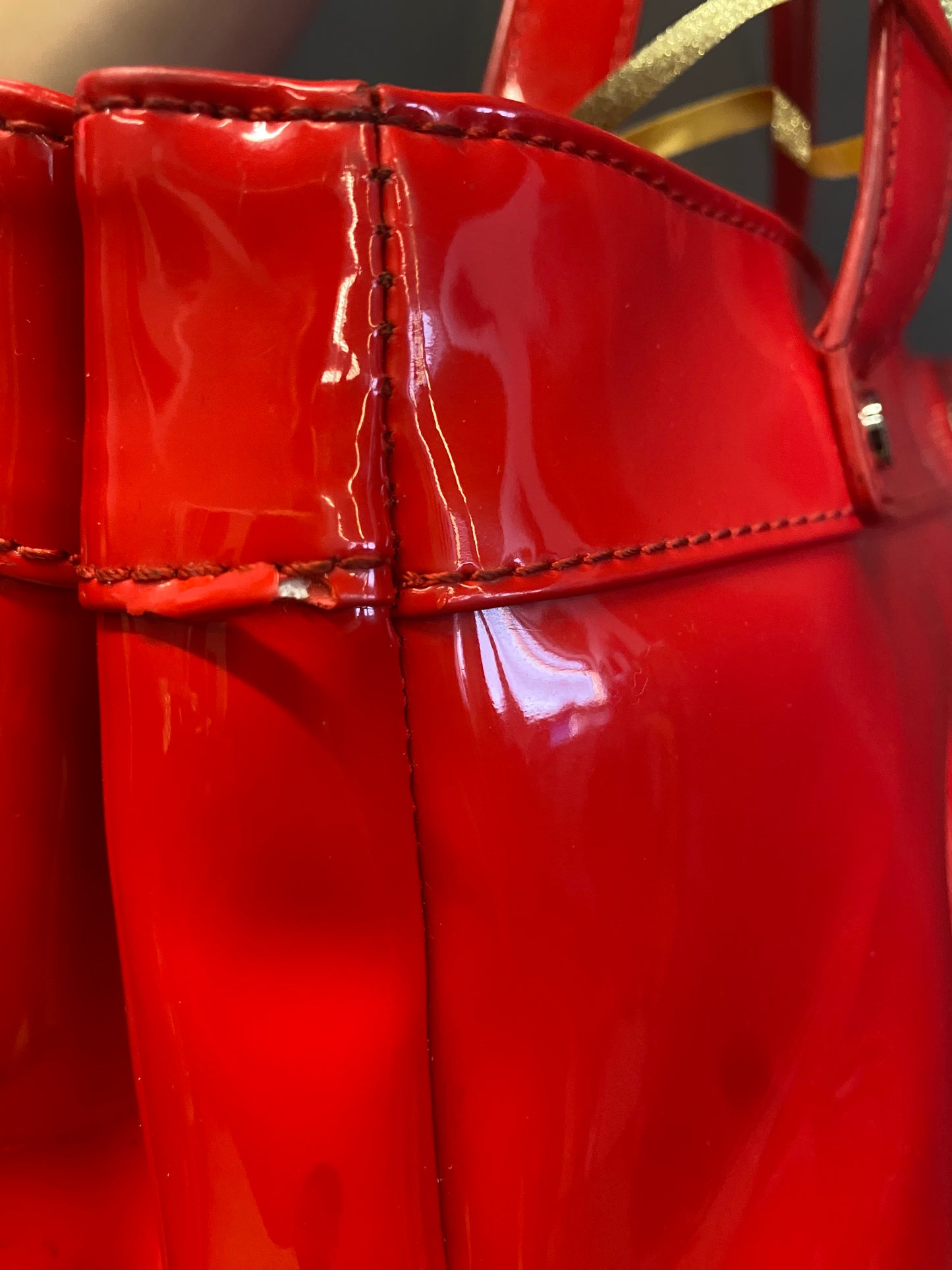 Borsa a mano rossa laccata Armani