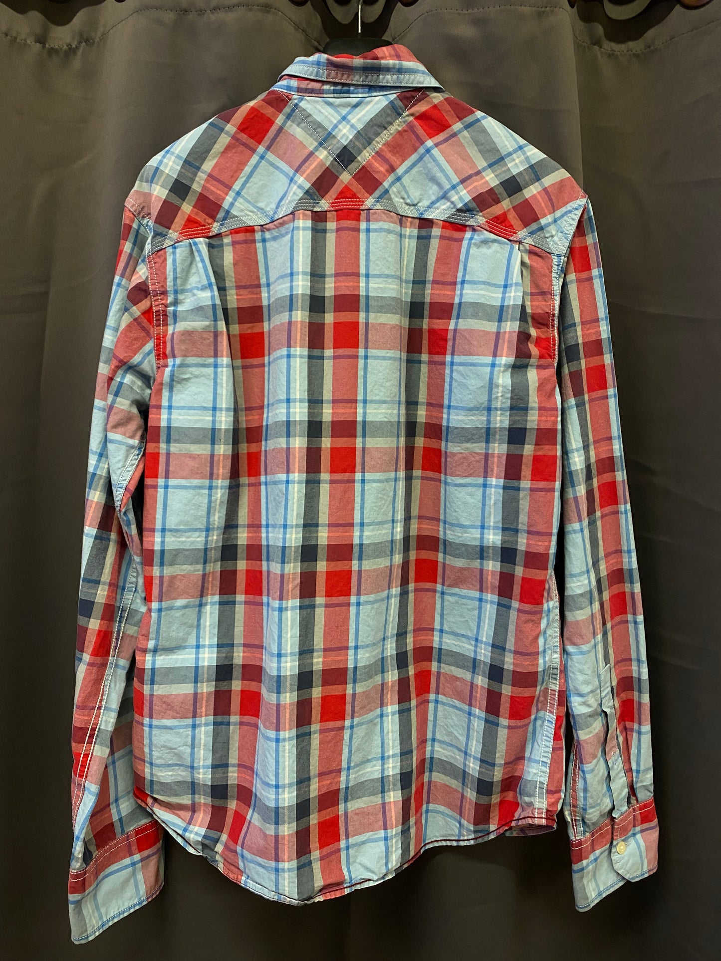 Camicia Tommy Hilfiger a quadri (M)