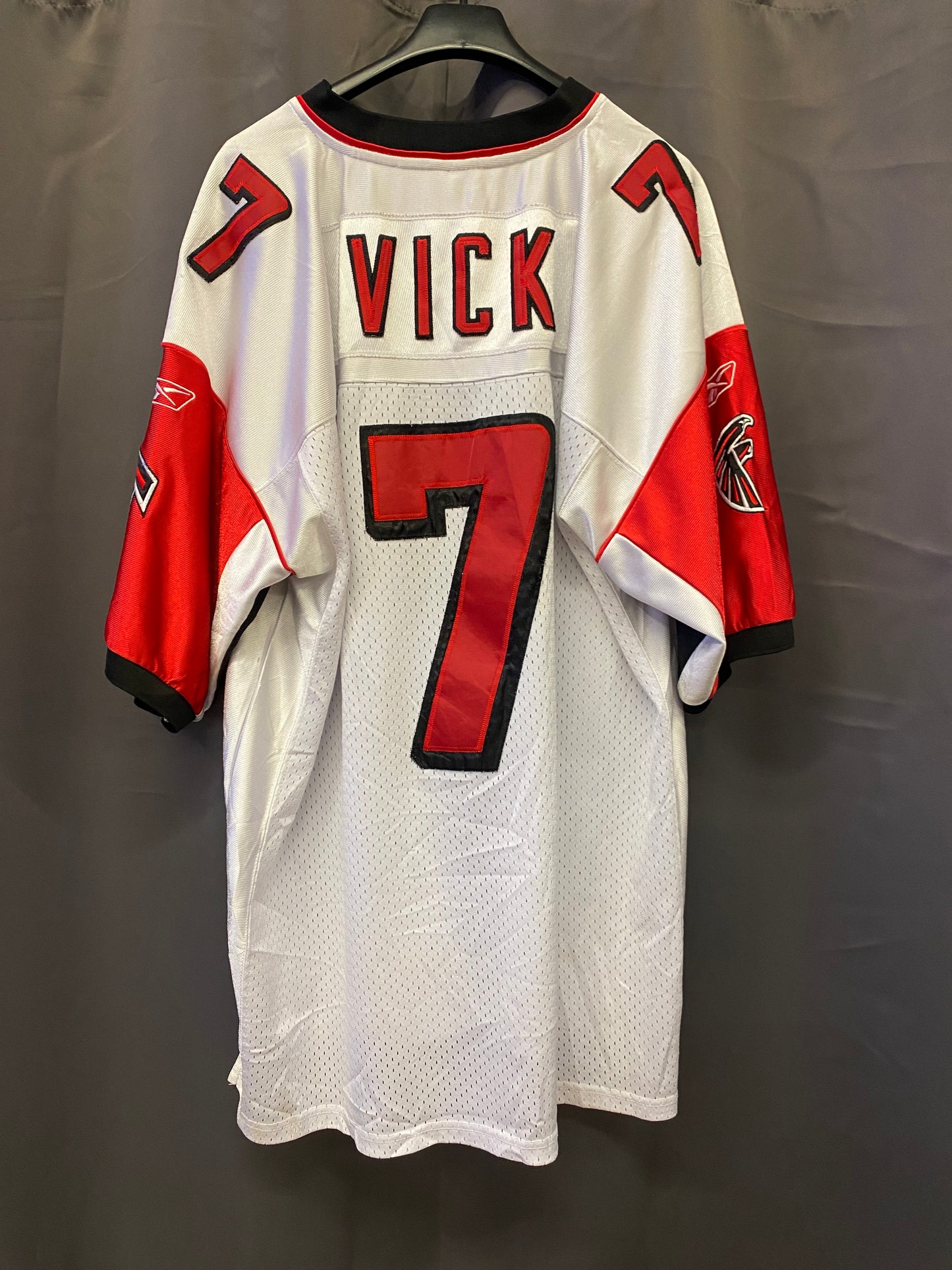 Jersey vintage Reebok NFL Atlanta Falcons Vick #7 (XL)