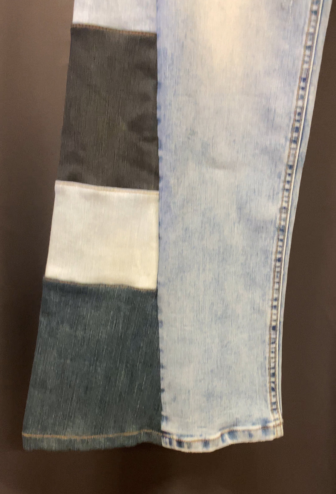 Custom Y2K Flared Jeans (L)