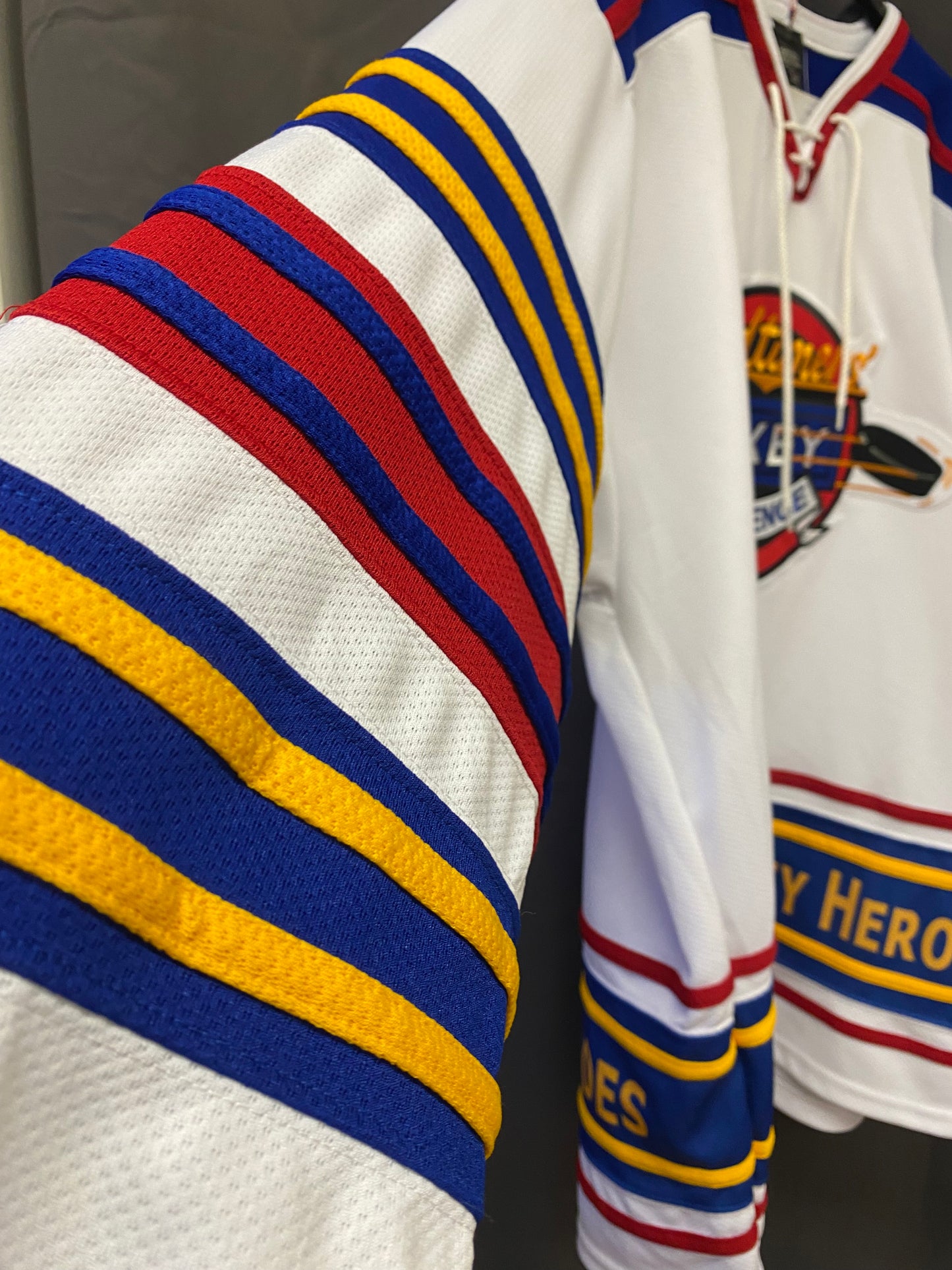 Jersey raro Oldtimers Hockey Challenge (XL)