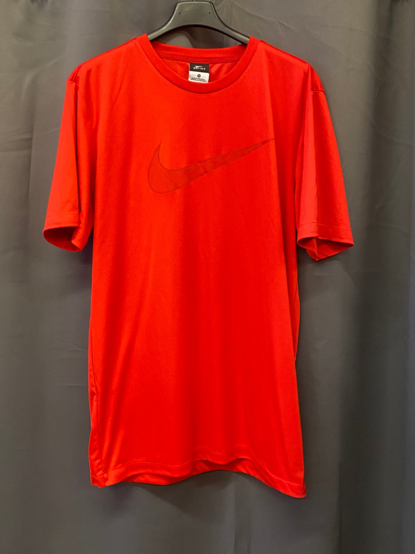 T-shirt Nike rossa (M)
