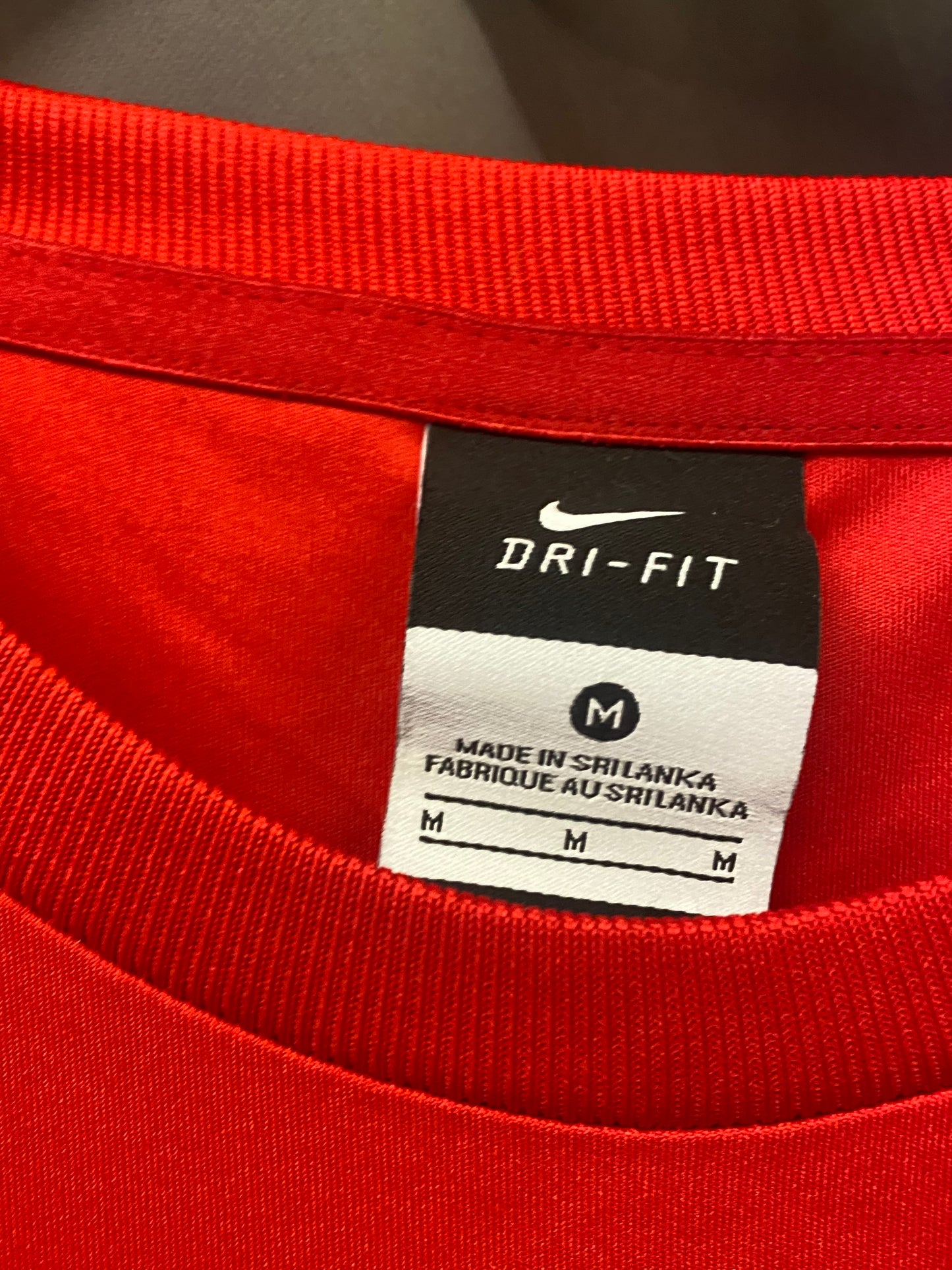 T-shirt Nike rossa (M)