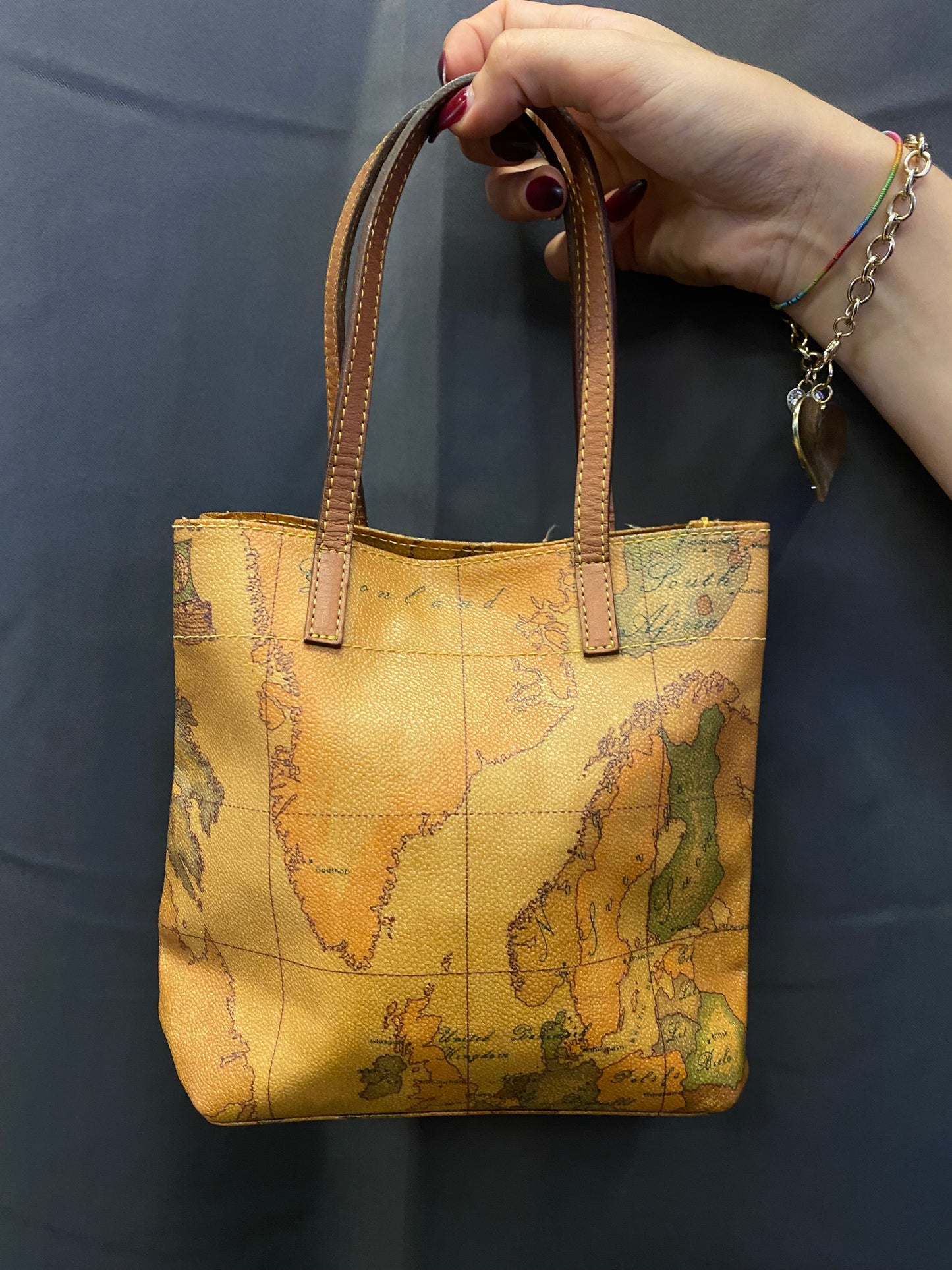 Alviero Martini 1st Class leather handbag