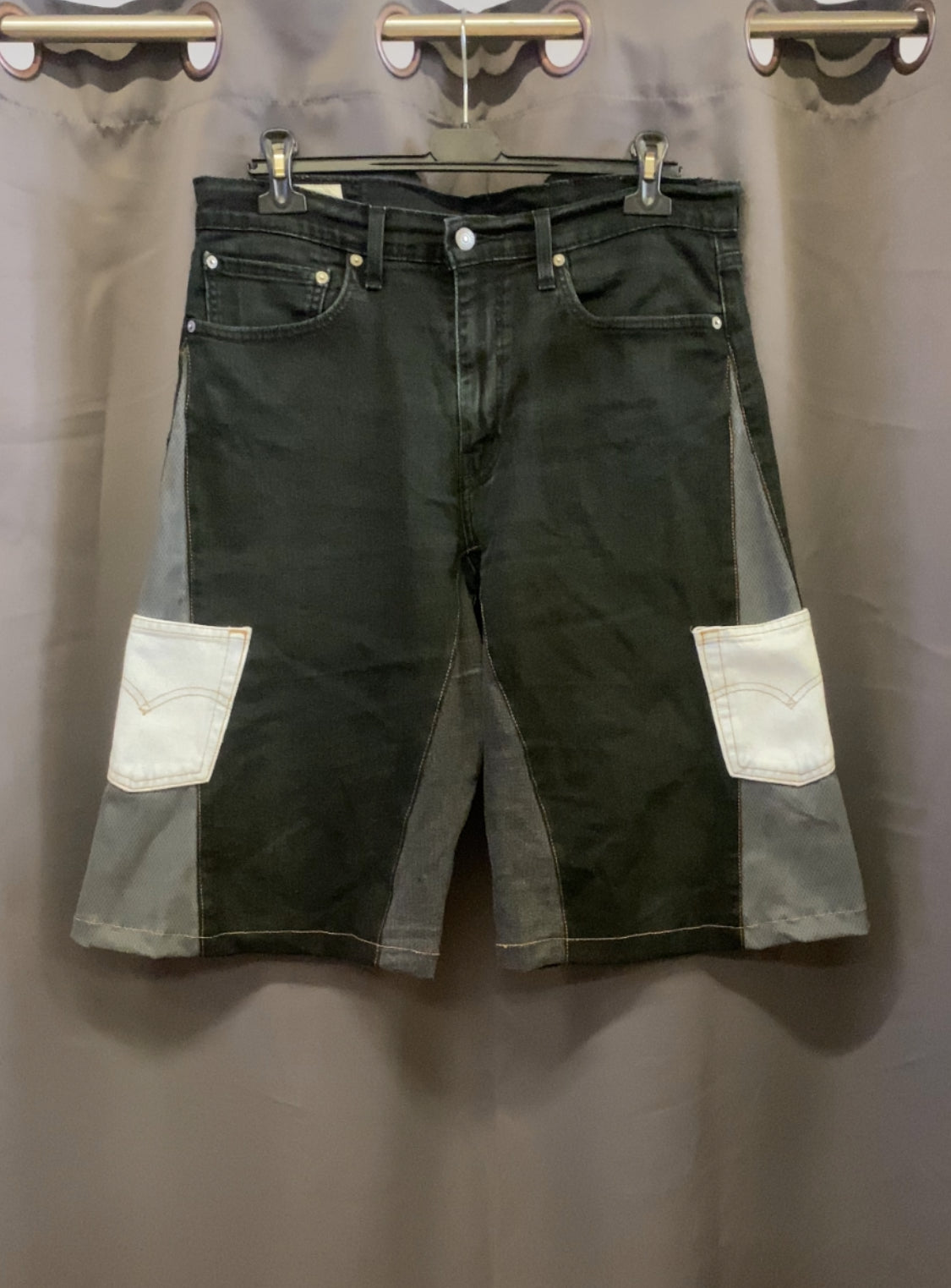 Jorks Y2K Levi’s big E Custom (M)