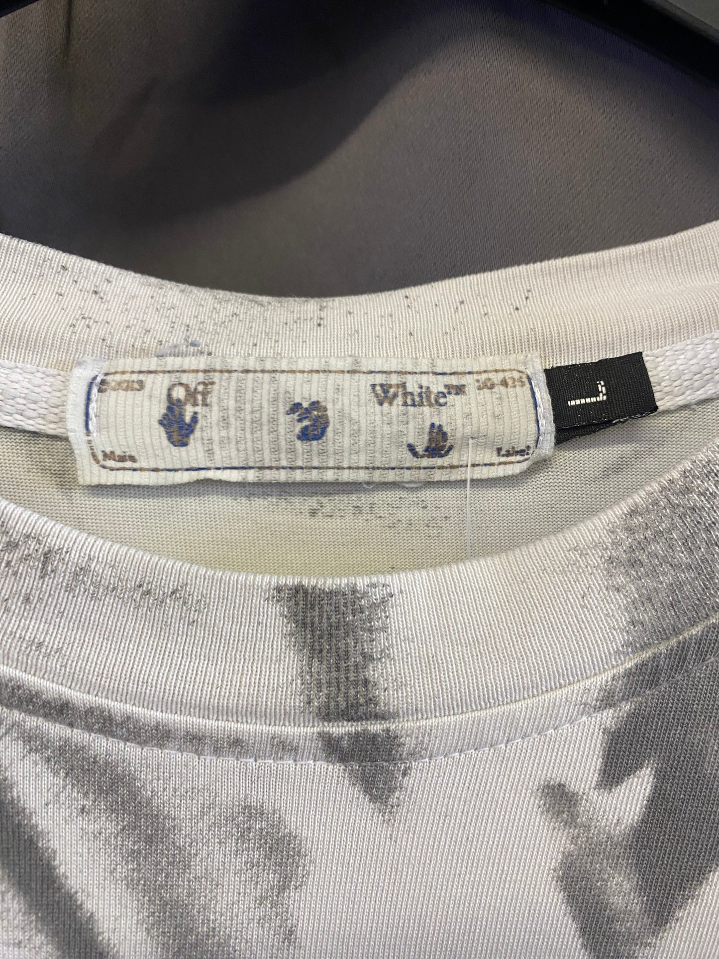 Off-White Custom T-shirt by Basura (L)