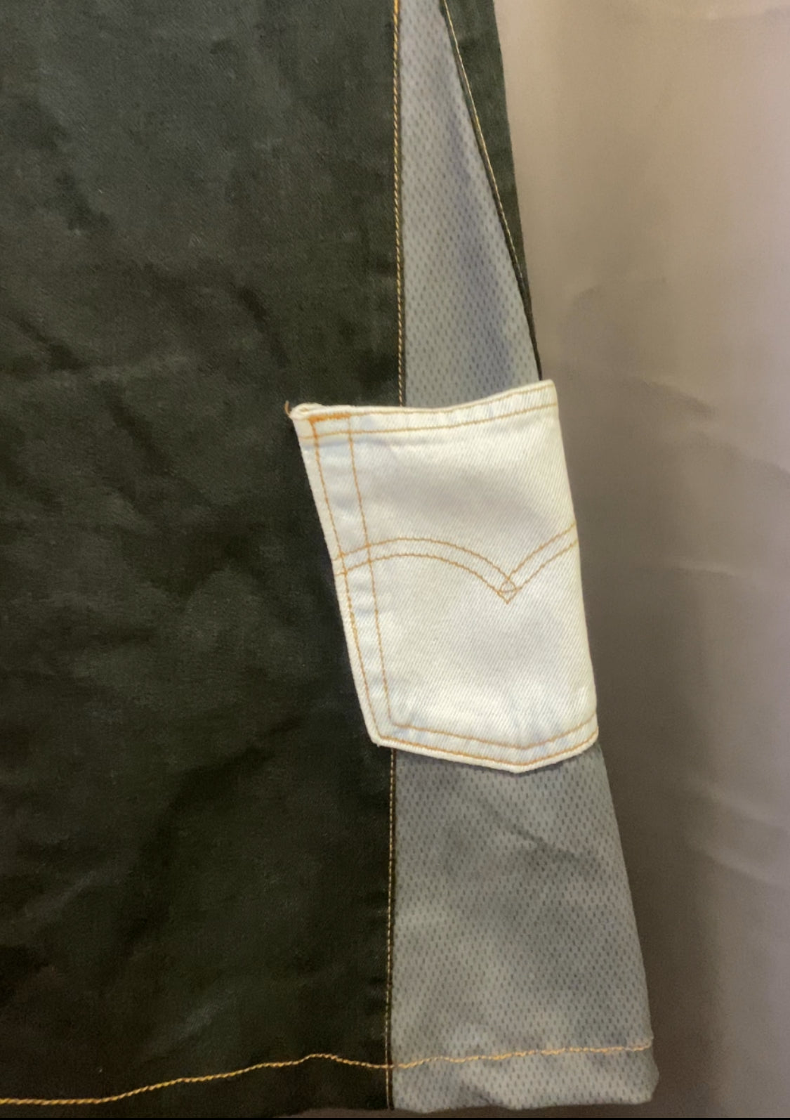 Jorks Y2K Levi’s big E Custom (M)