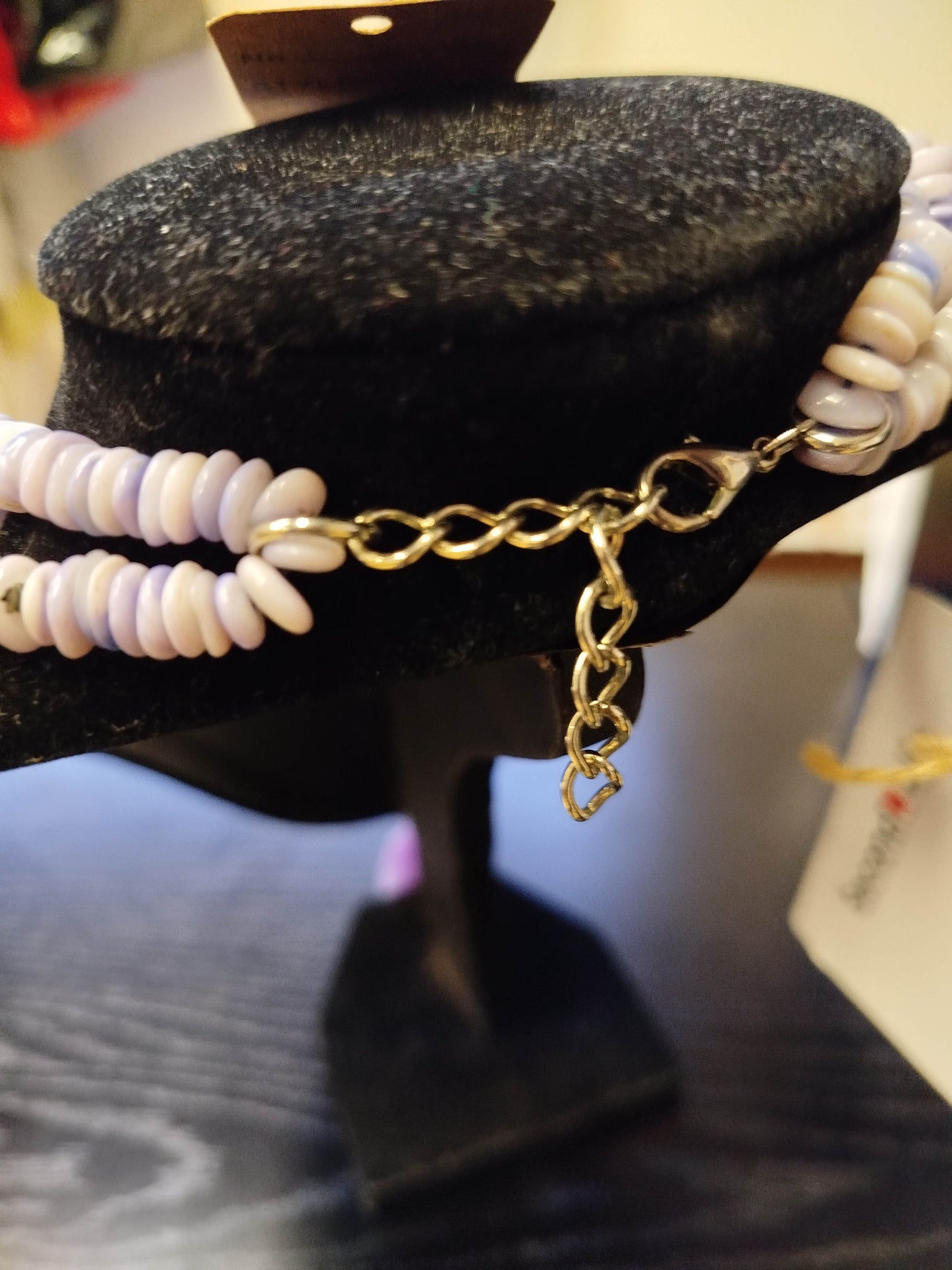 Set collana e orecchini in pietra