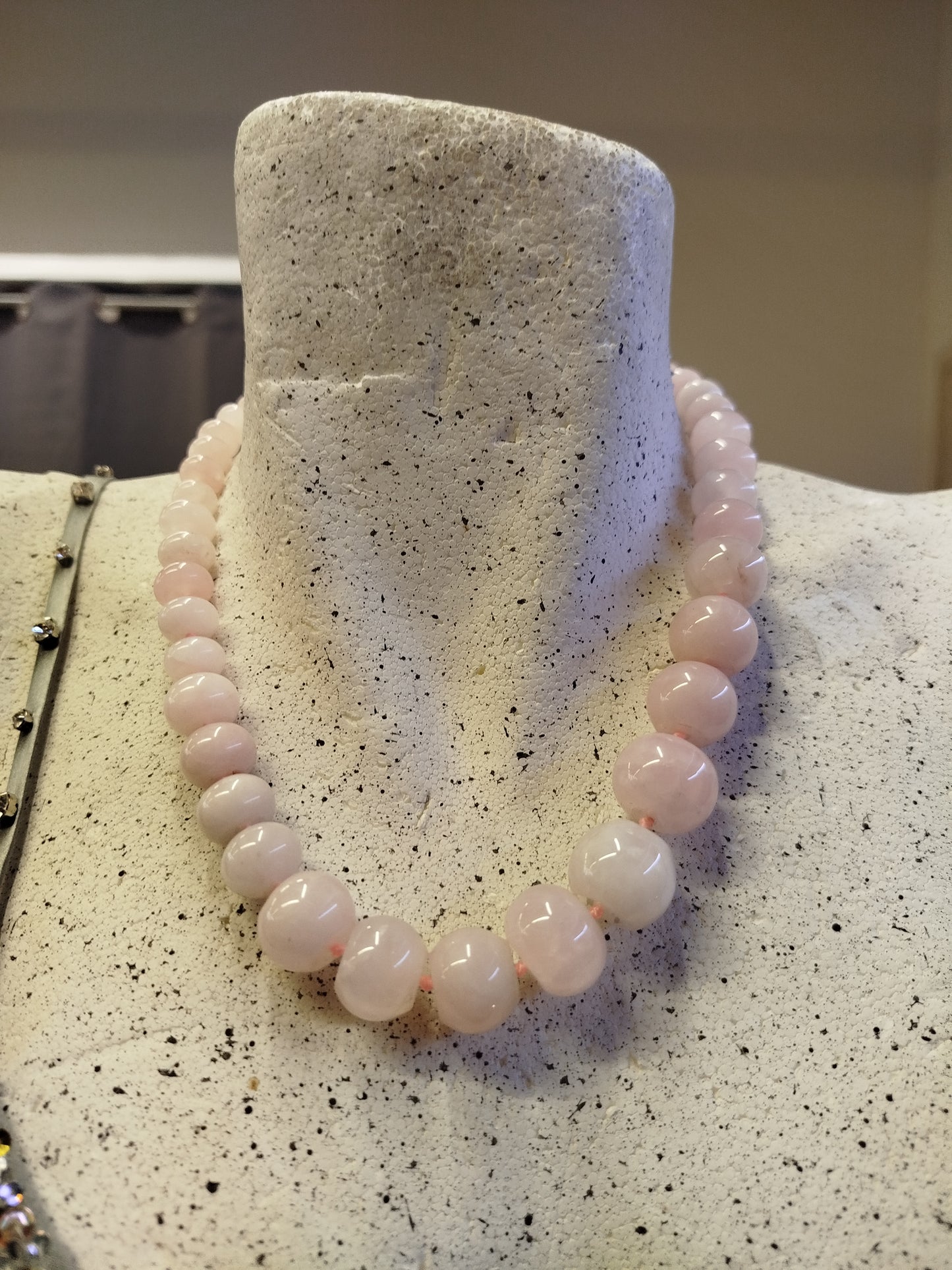Collana in quarzo rosa