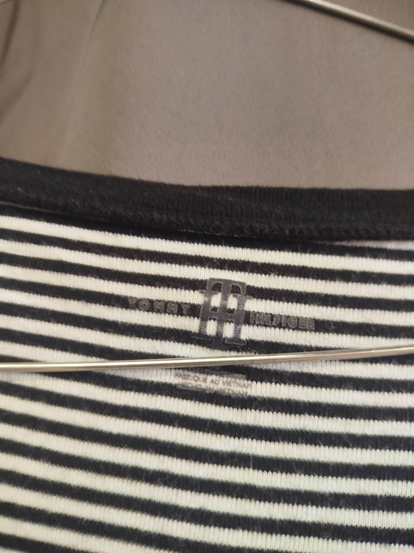 Tommy Hilfiger T-shirt (s)