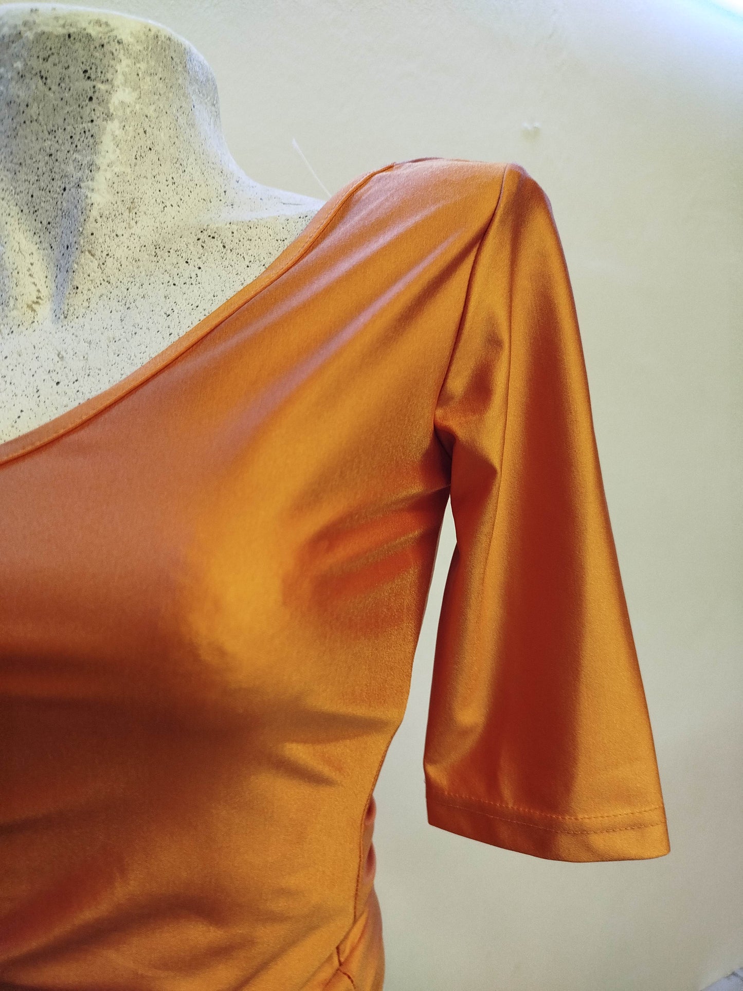 Sexy three-quarter sleeve shirt for women (s)