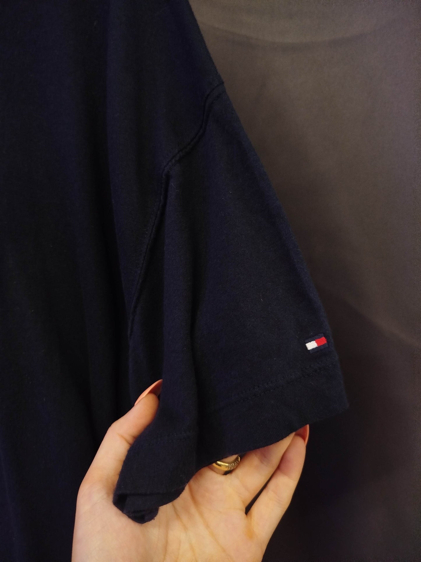 Tommy Hilfiger cropped t-shirt (M)