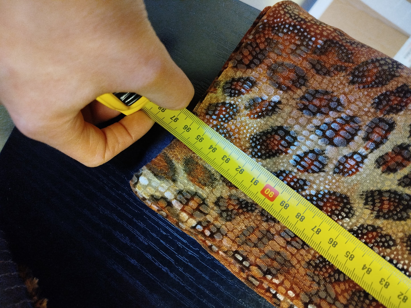 Pantaloni svasati Betsey Johnson (xs)