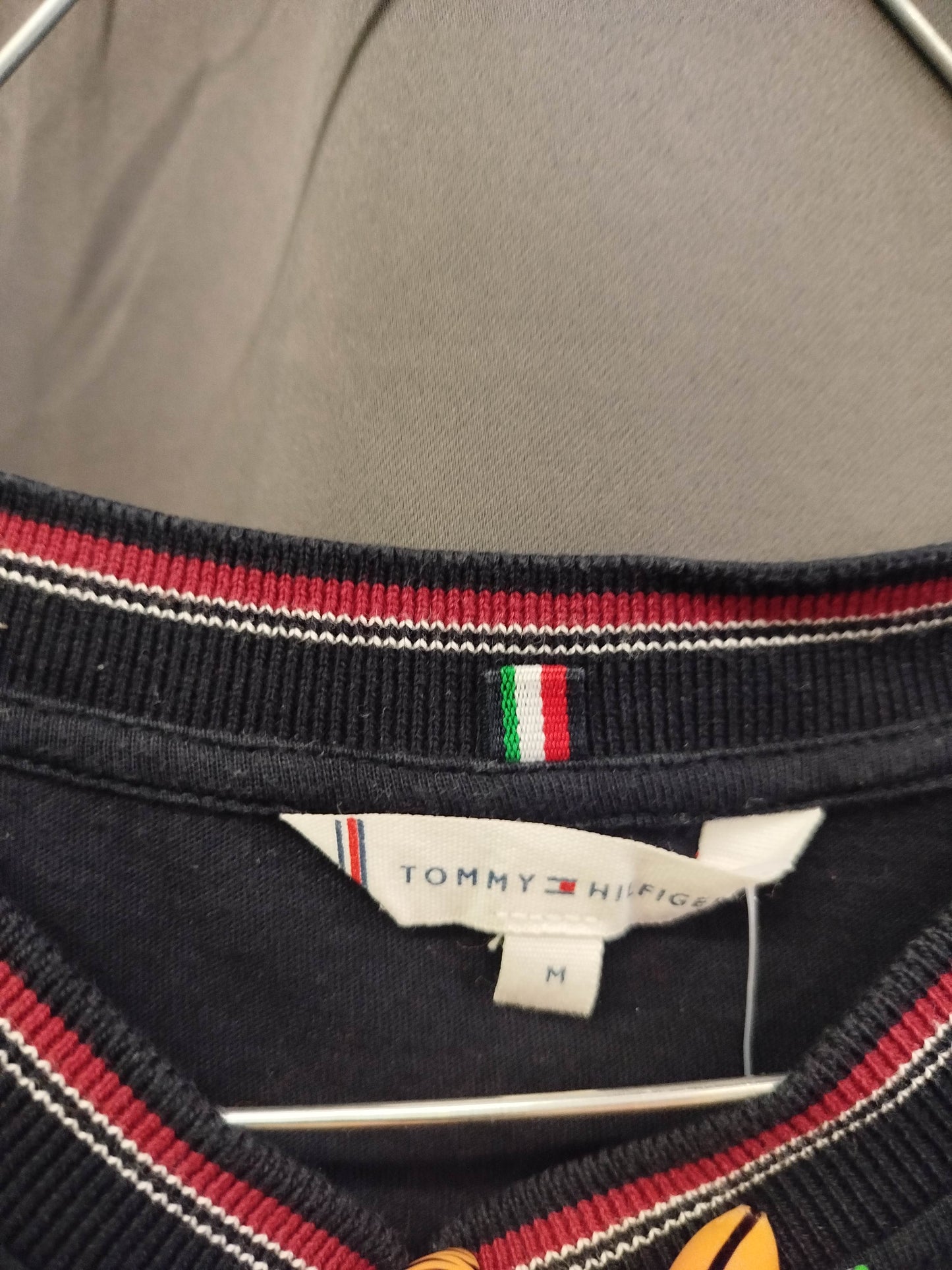 Tommy Hilfiger cropped t-shirt (M)