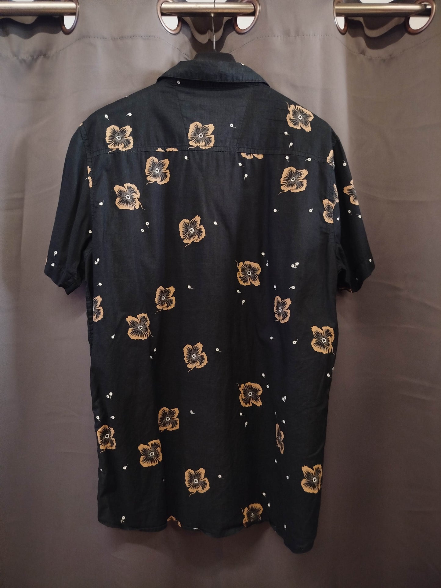 Cuidado shirt with el perro (M)