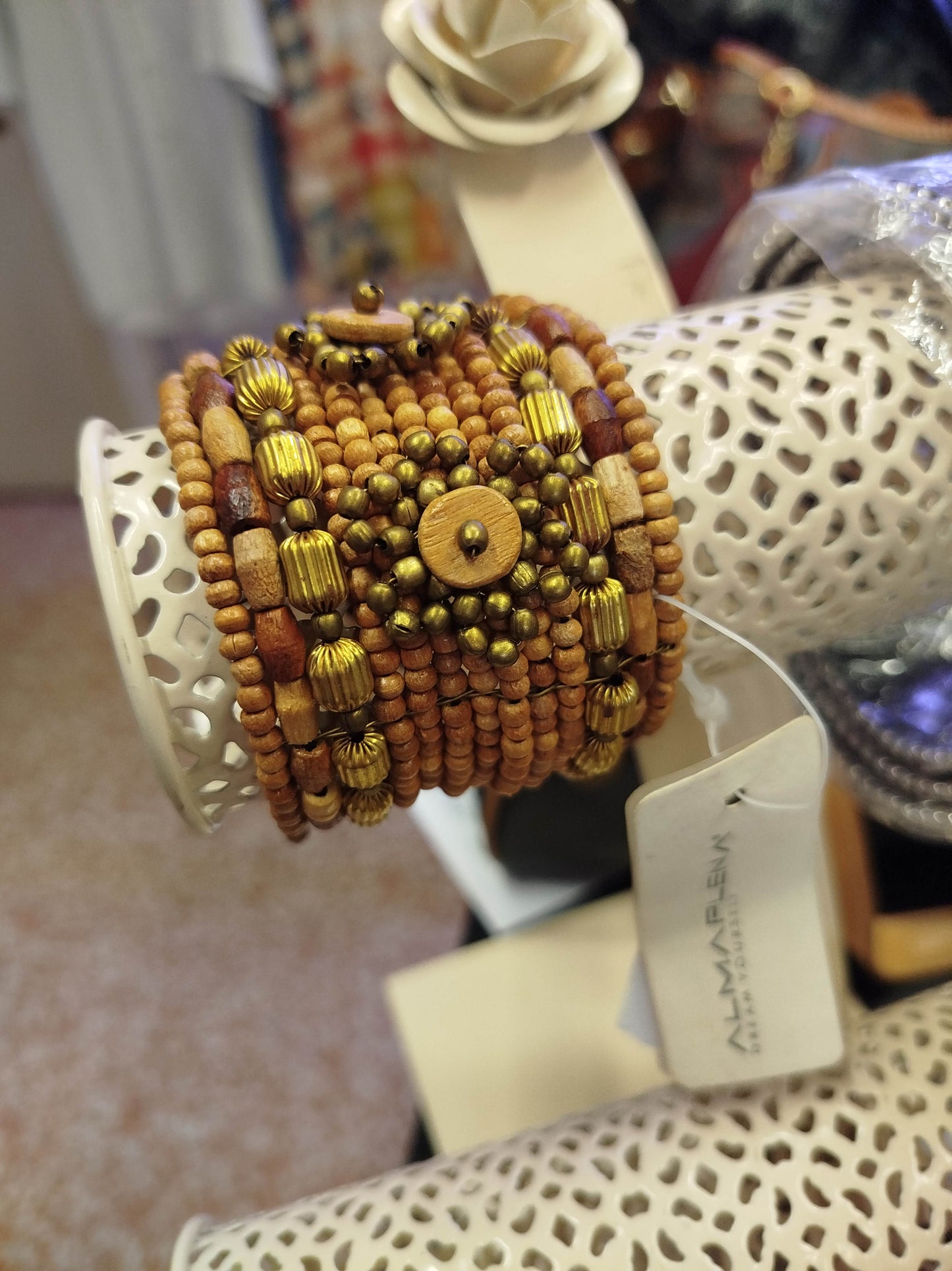 New Almaplena bracelet with tag