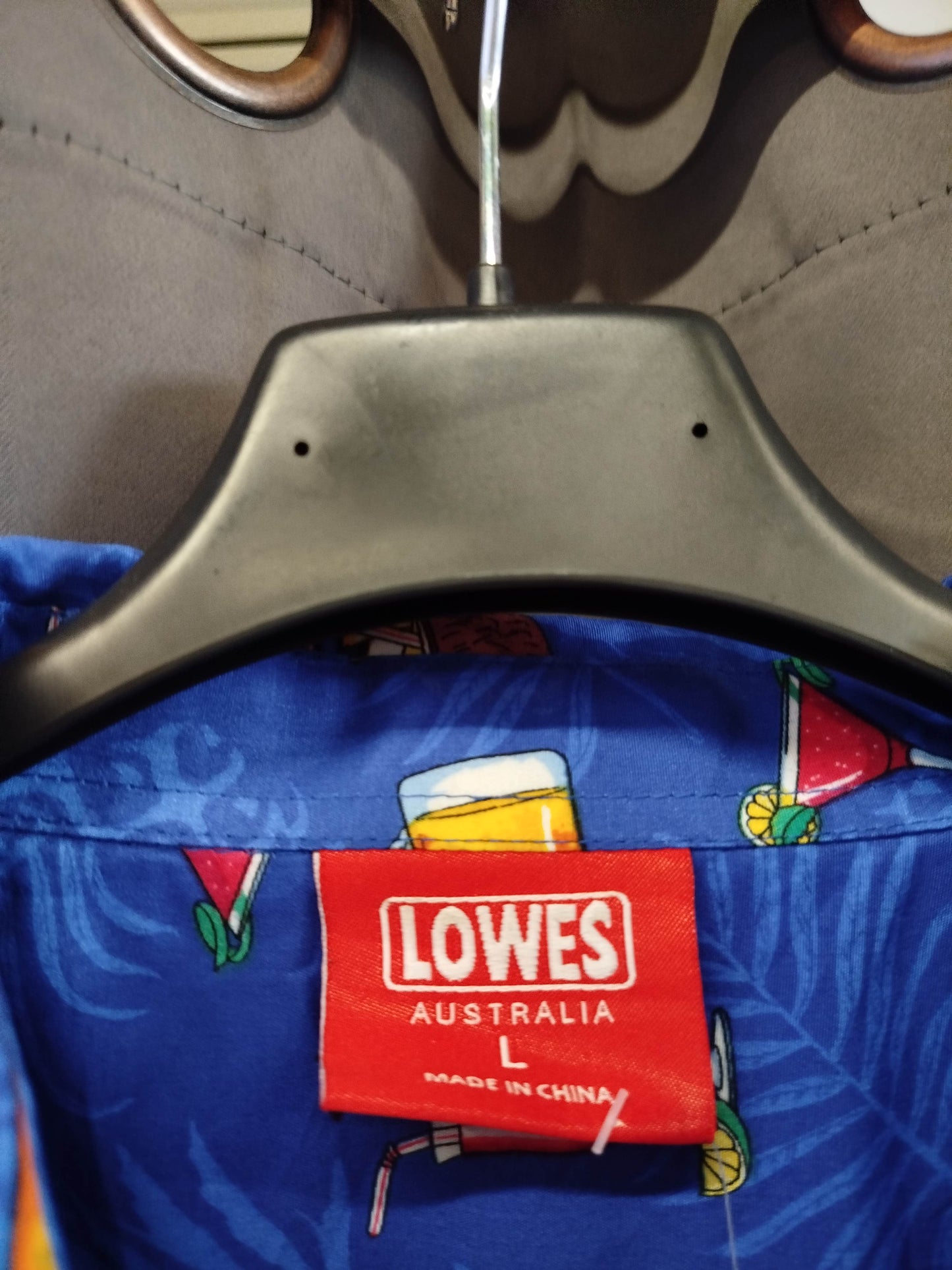 Lowes Australia Shirt (L)