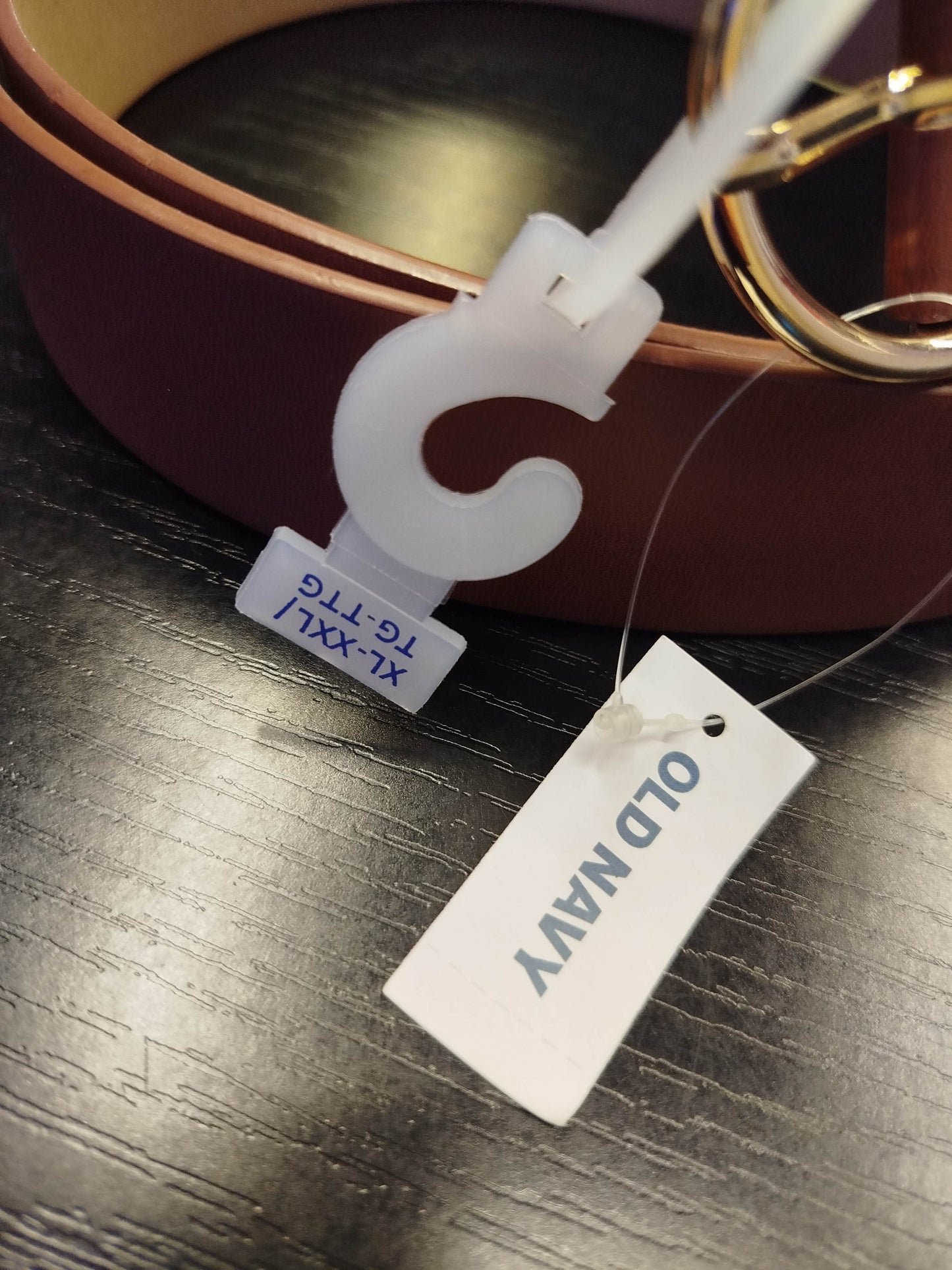 Old Navy Women's Belt XL‑XXL – Brown Faux Leather, New with Tag, Gold Round Buckle