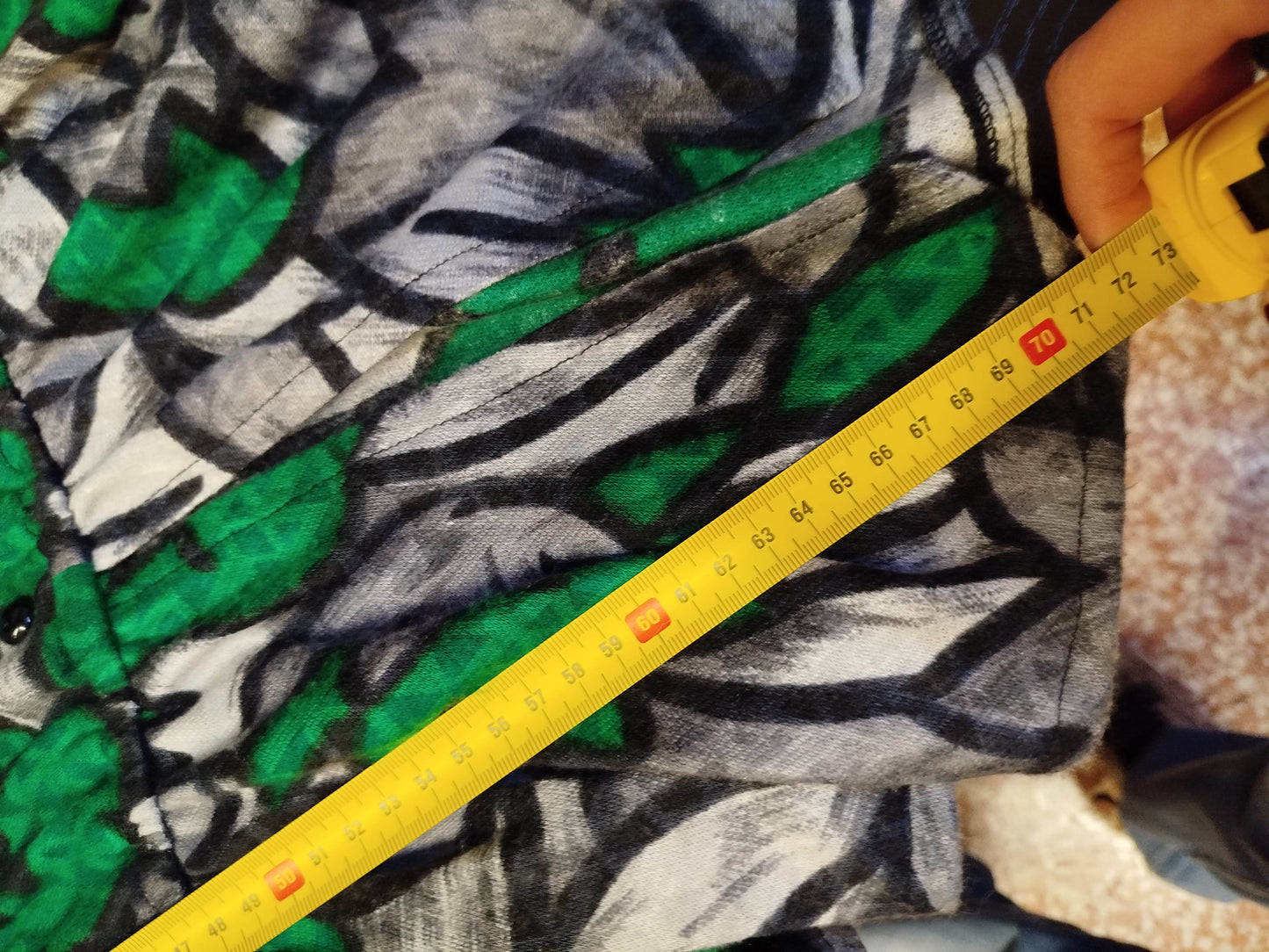 blusa con spalline pronunciate e vita peplum anni 80 ( M donna)