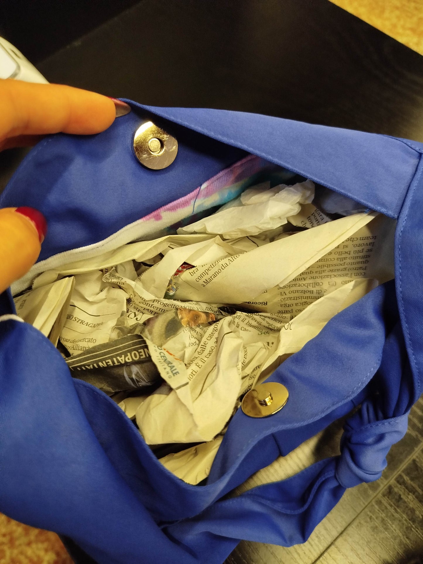 Borsa a Mano “Reborn” – Upcycled da Pantalone Diesel