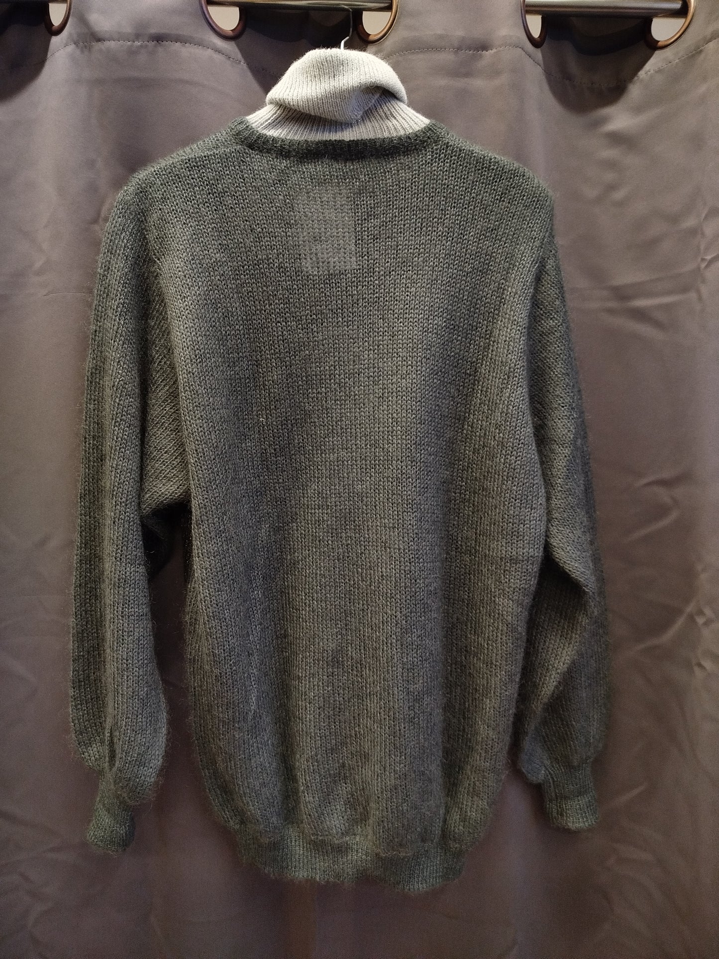 Maglione dolcevita vintage lupo (L)