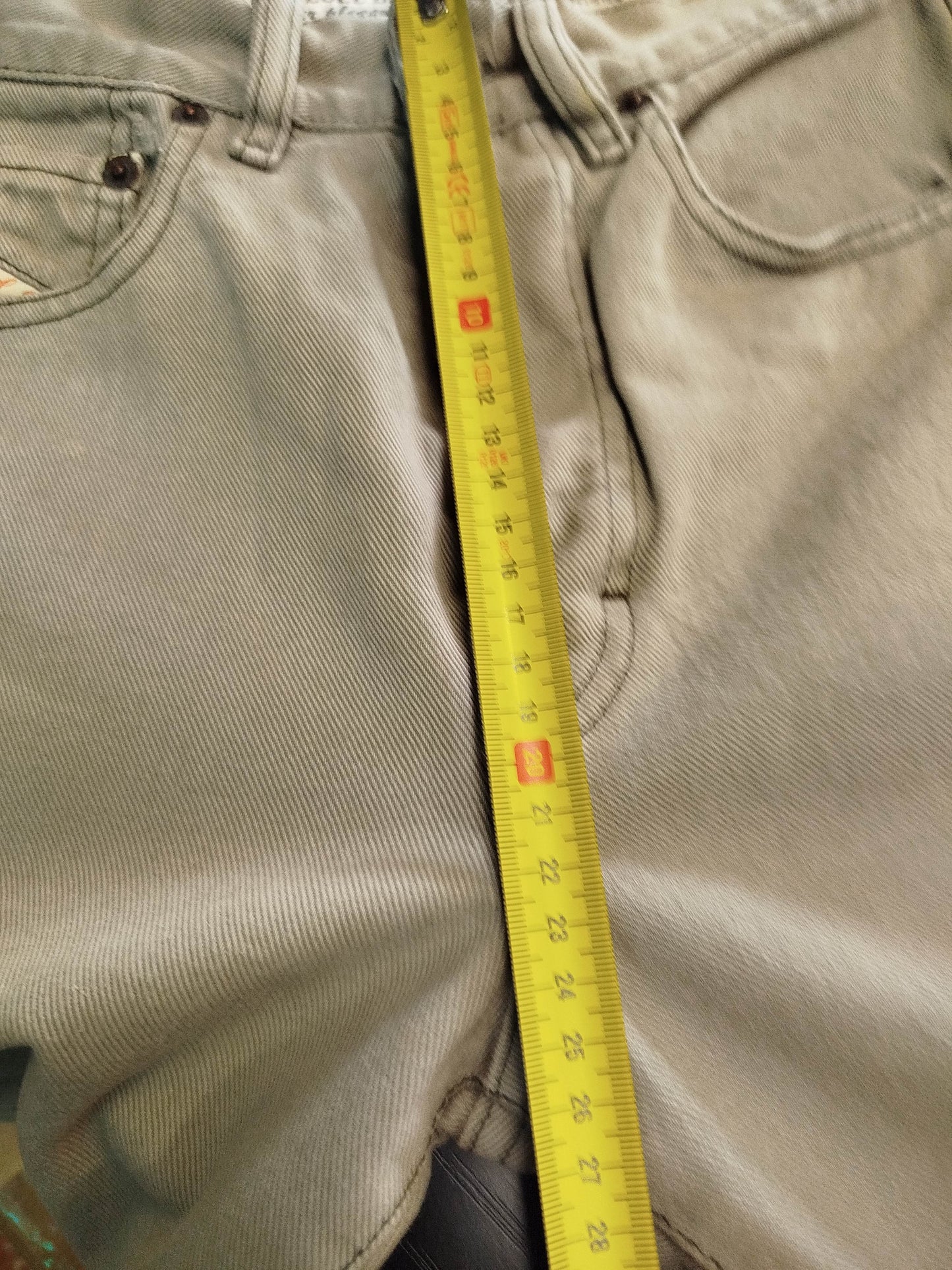 Diesel mom fit jeans (s)