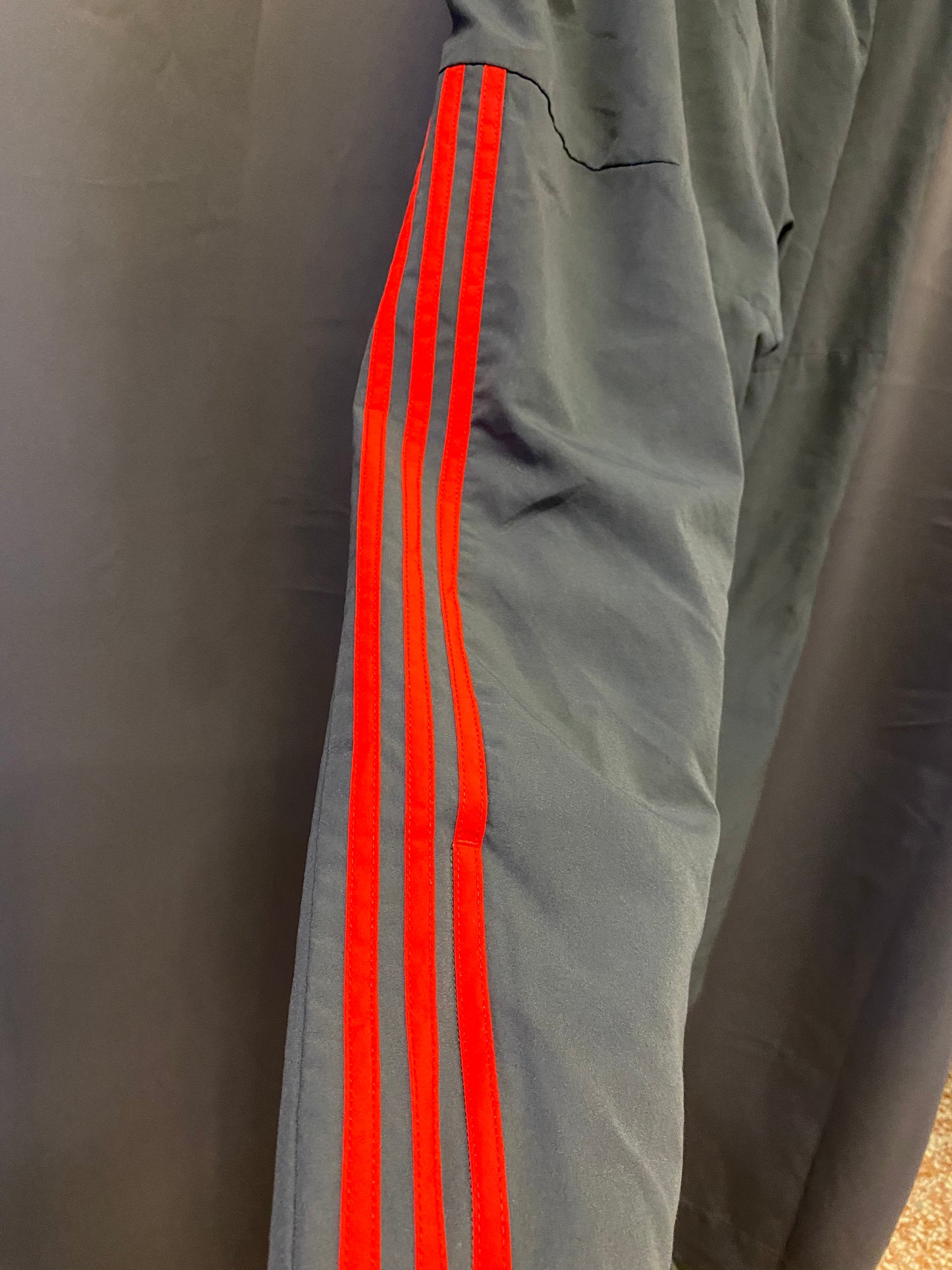 Pantaloni sportivi Y2K Adidas (L)