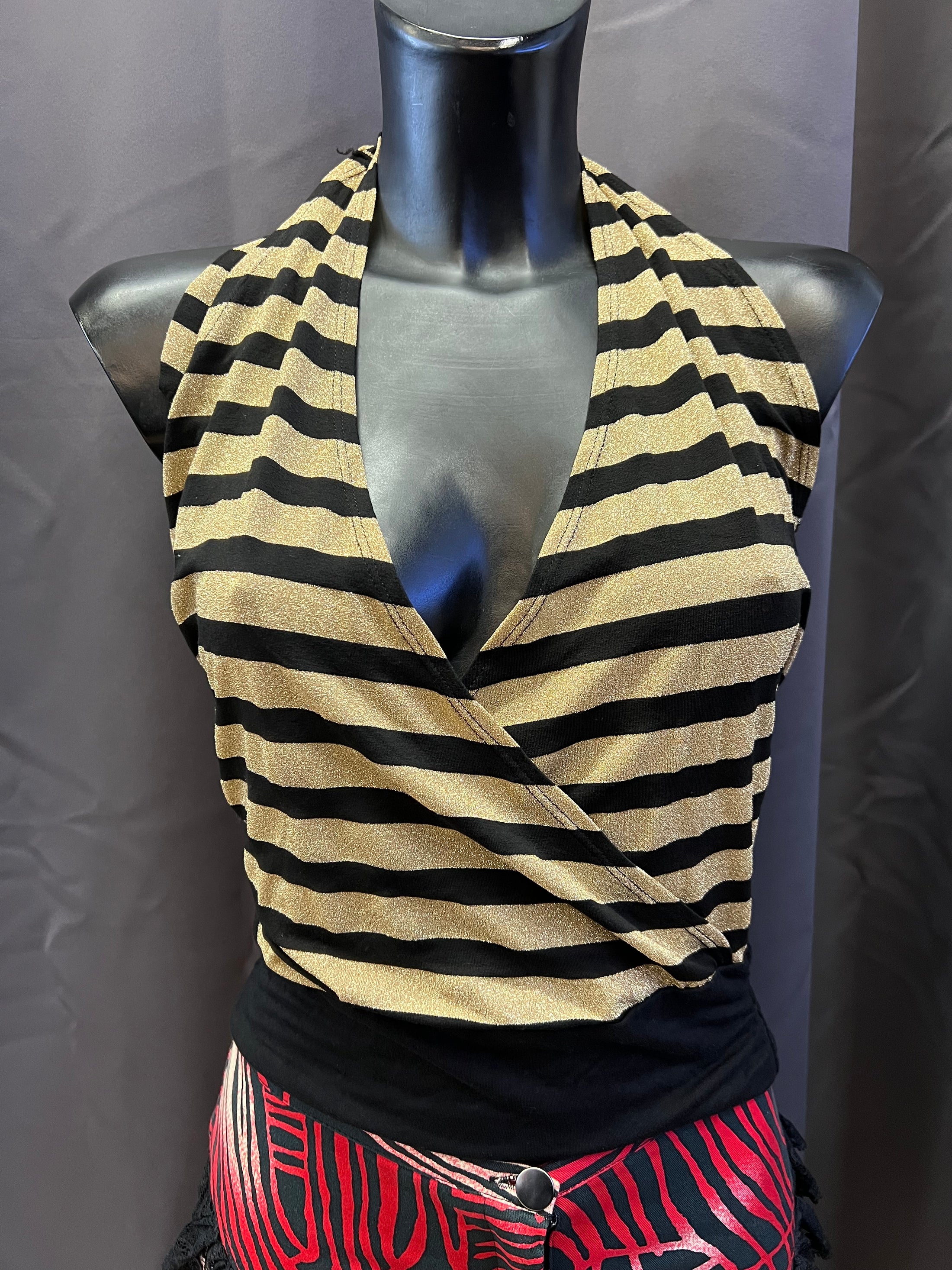 Top allacciato al collo y2k ( M donna)