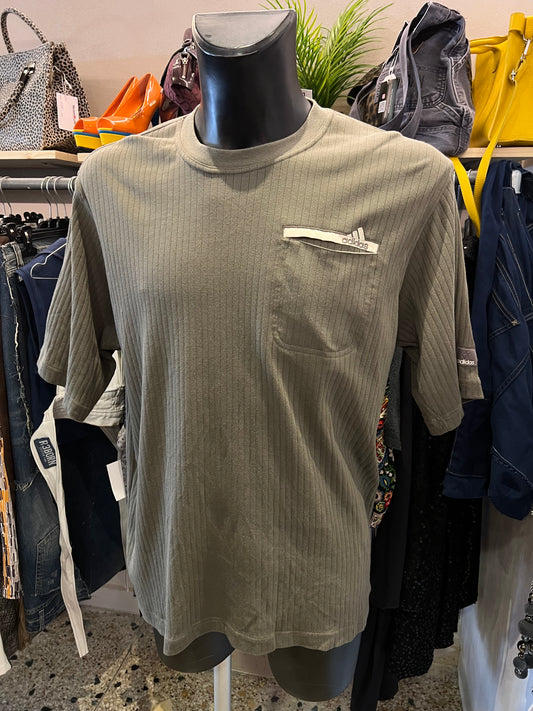 T-Shirt Vintage Adidas a Costine con Taschino – Verde Militare / Khaki| XL uomo