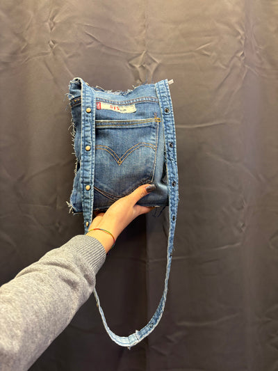 Tracolla Levi’s unisex Custom | R3BORN thumbnail