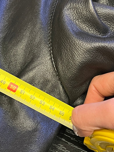 Cappotto nero in vera pelle (L donna) thumbnail