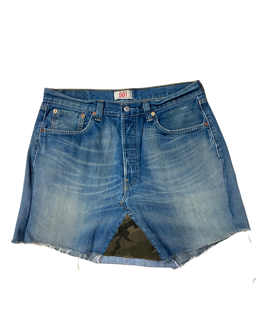 Gonna Custom Levi’s 501 by R3BORN (XL)