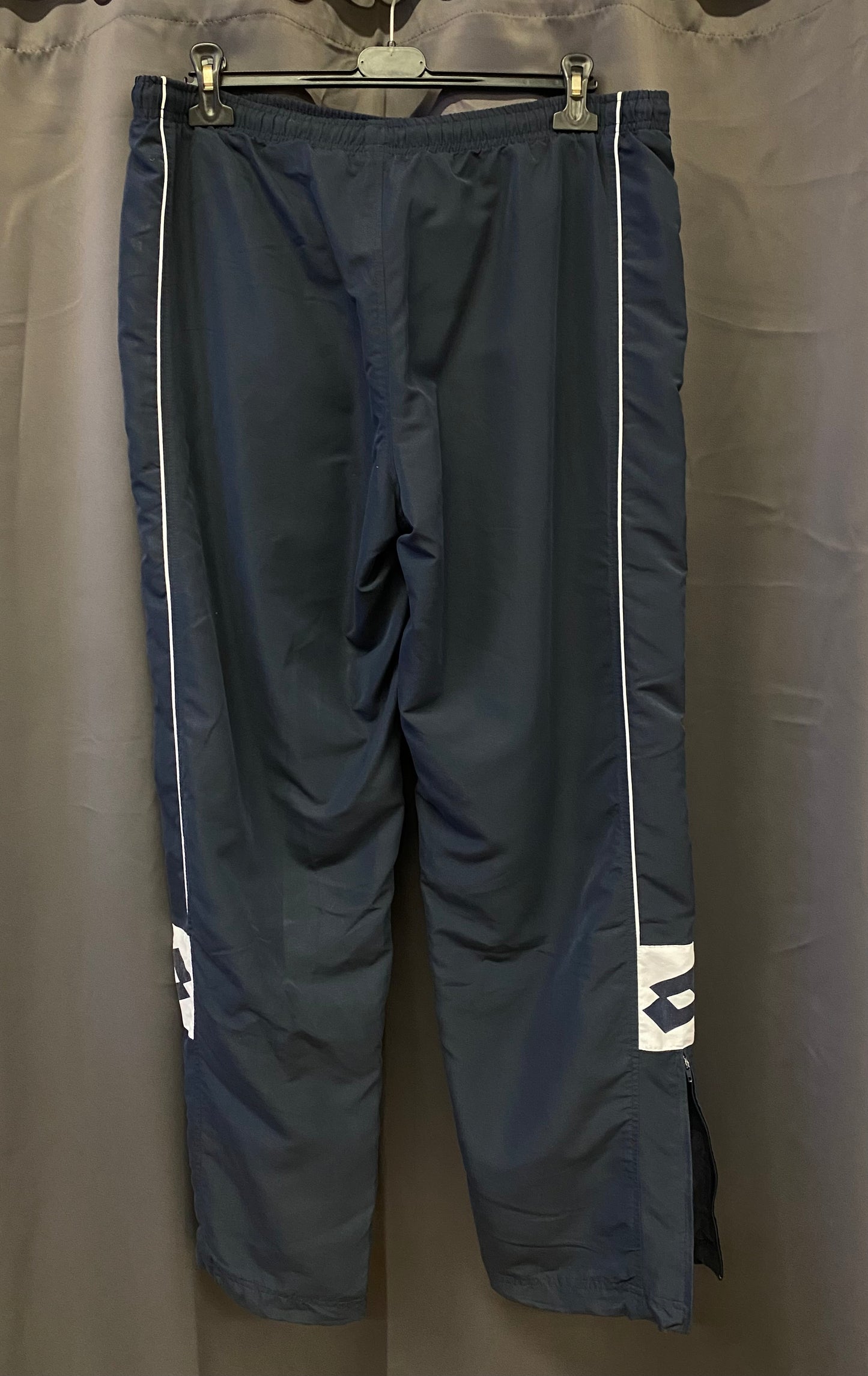 Pantaloni sportivi vintage Lotto (L)