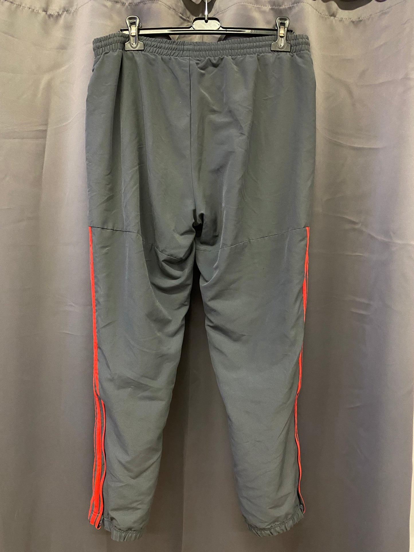 Pantaloni sportivi Y2K Adidas (L)