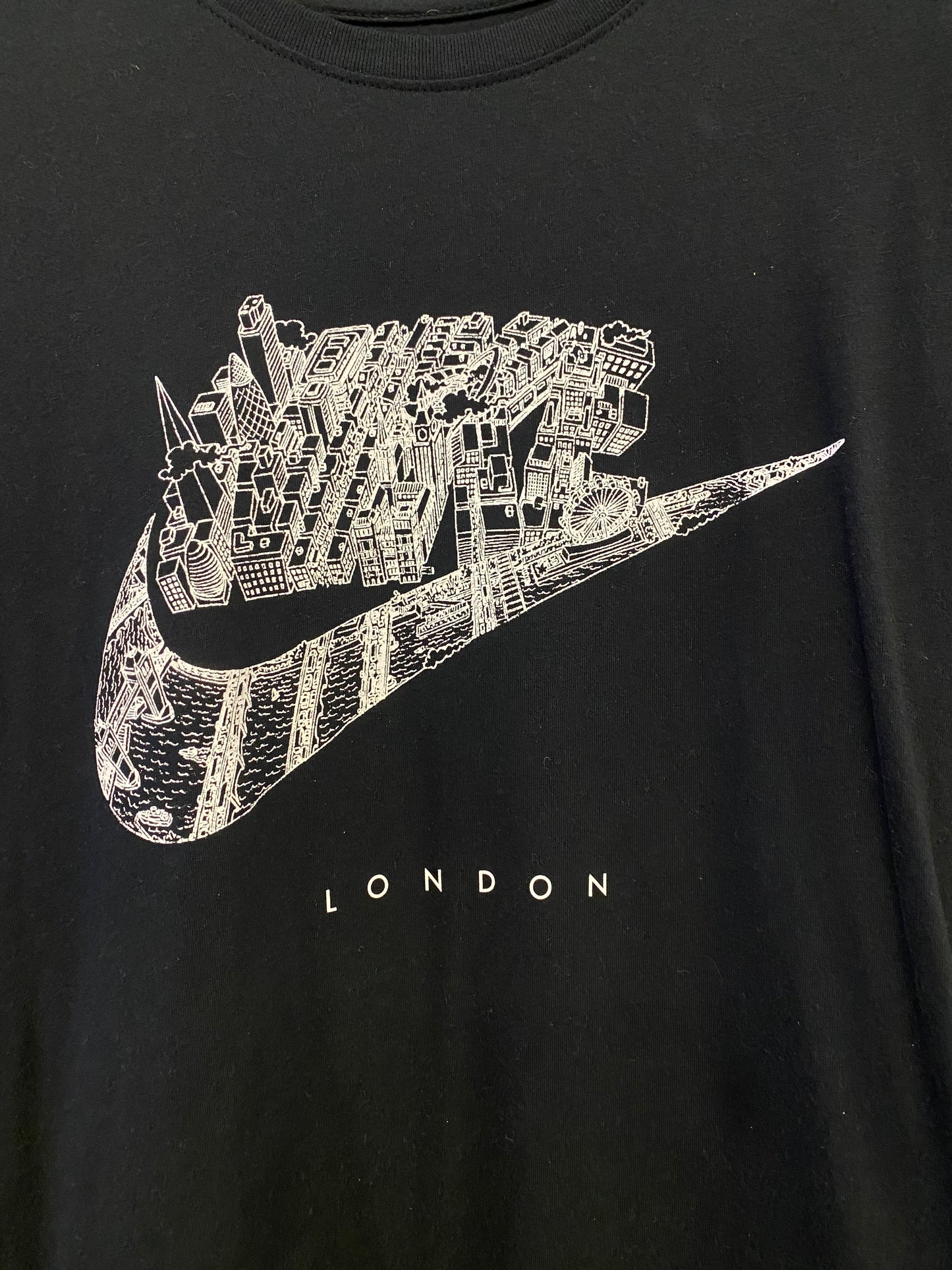 New Nike T-shirt (M)
