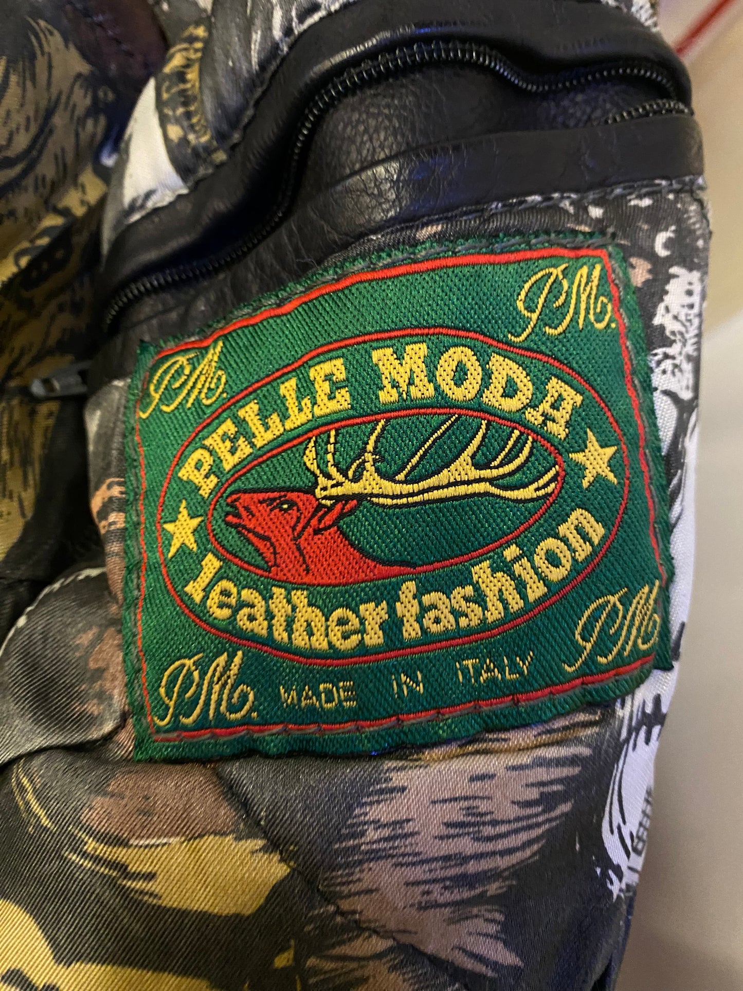 Giacca in pelle vintage stile chiodo (M)