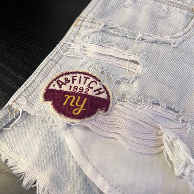 Shorts in denim Abercrombie & Fitch Festival Short (S donna) thumbnail