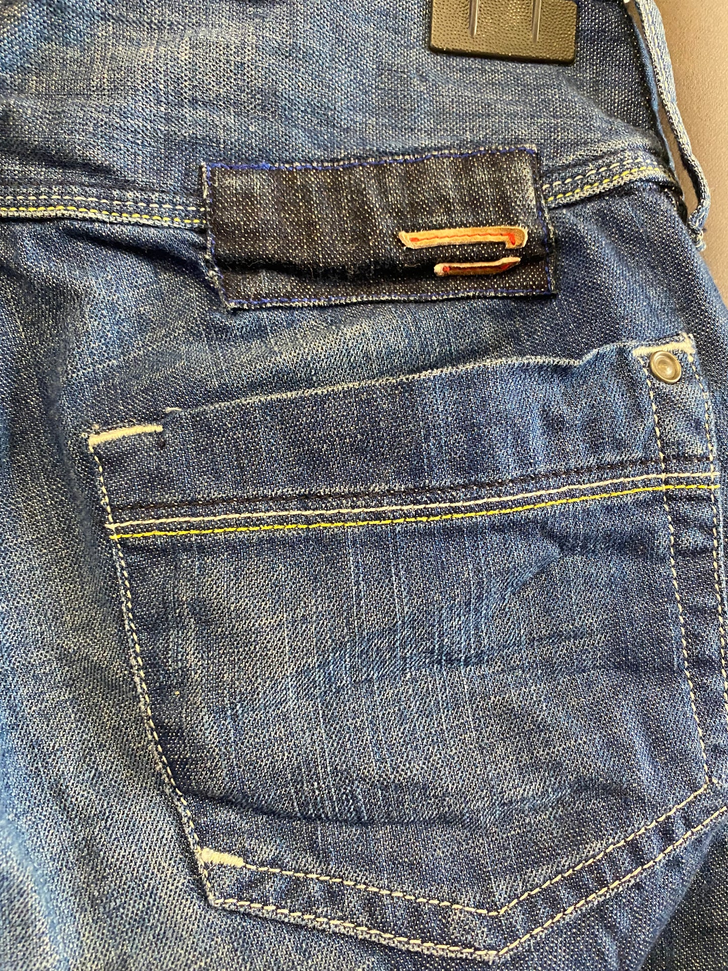 Jeans a pinocchietto Y2K Diesel Custom (XS)