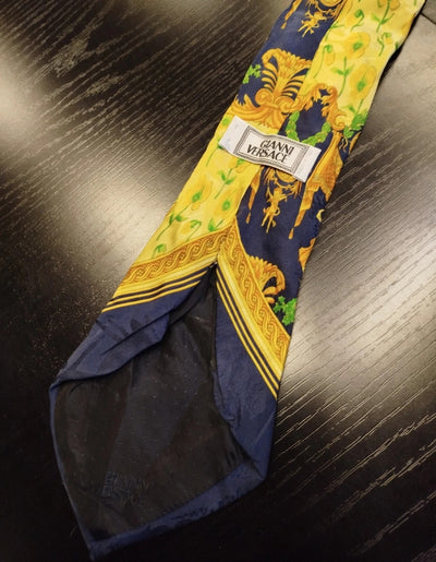 Cravatta Gianni Versace vintage in seta thumbnail