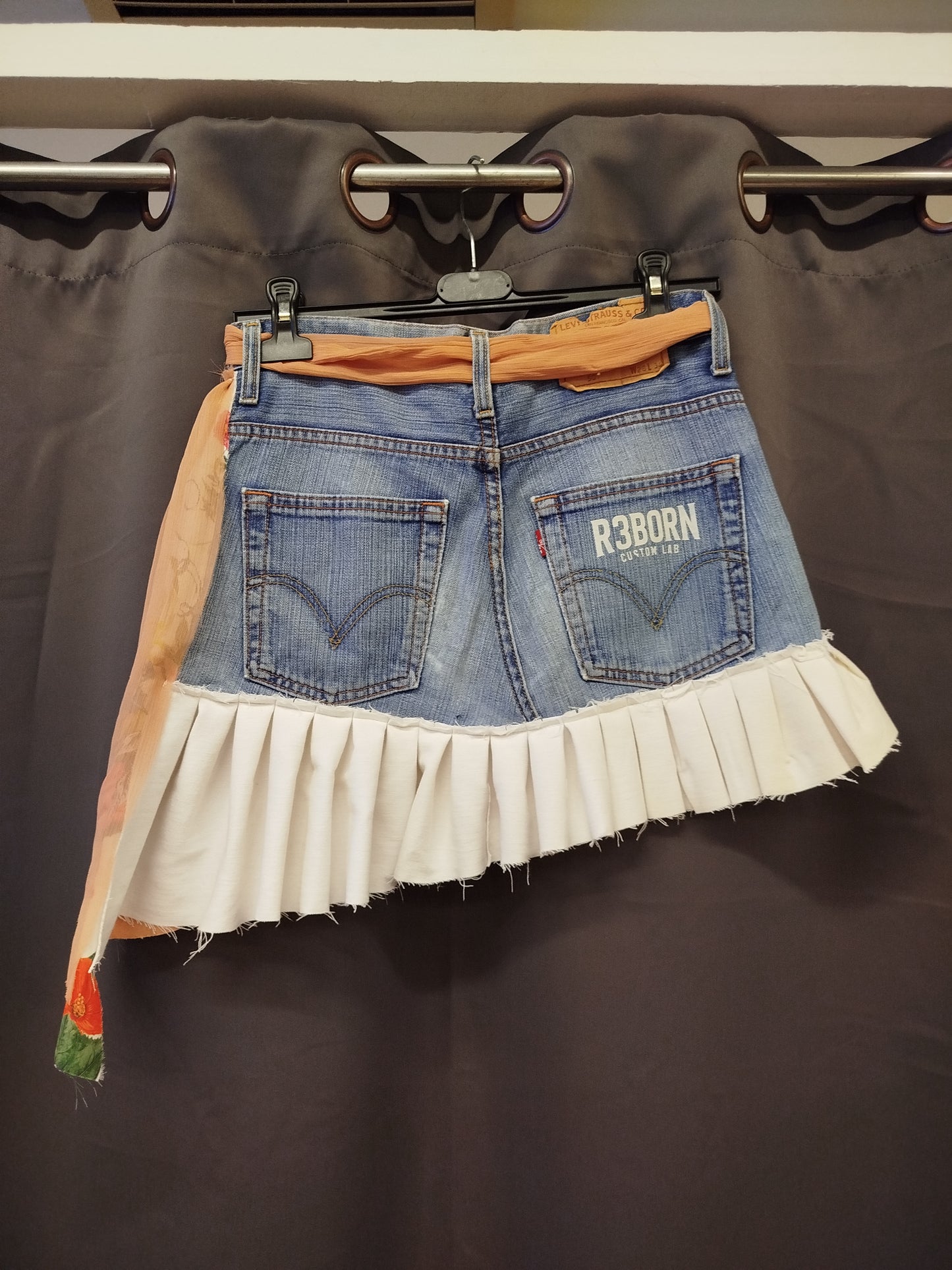 Gonna custom Levi's x R3born (M)