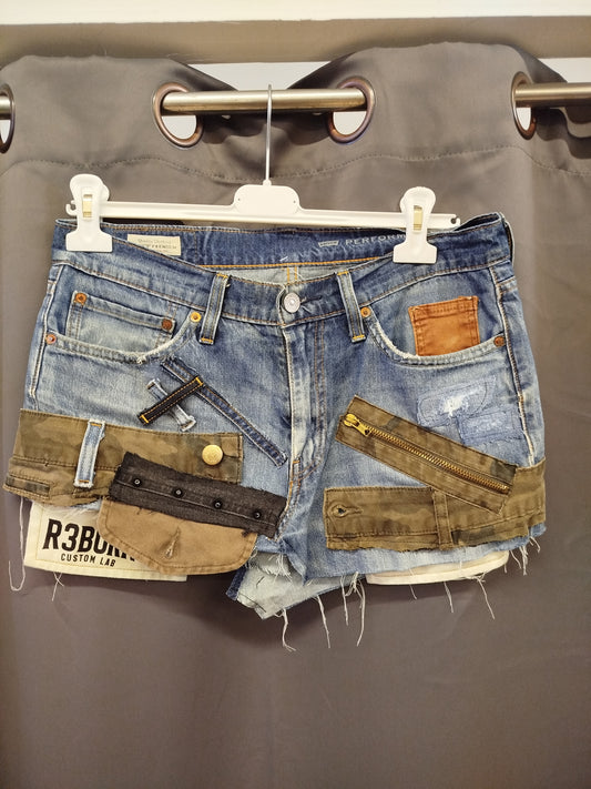 Gonna Levi's custom R3BORN