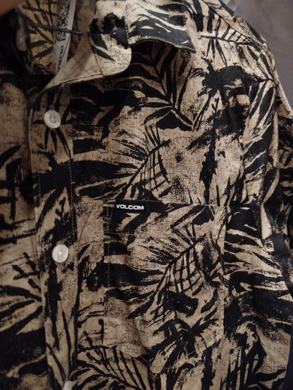 Volcom Shirt (s)