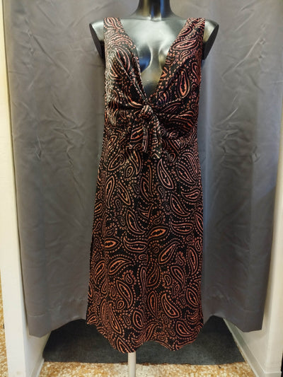 Abito sartoriale con scollatura profonda (L donna) thumbnail