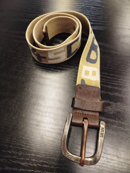Cintura Diesel y2k (90cm)