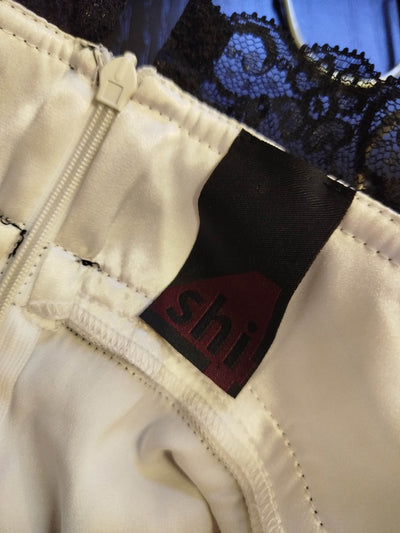 Top Shi y2k ( S donna) thumbnail