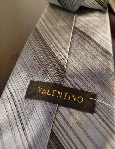Cravatta Valentino in seta thumbnail