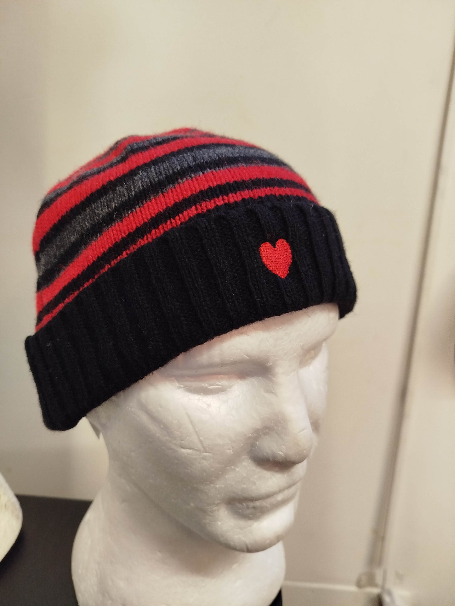 Cappello in lana Moschino