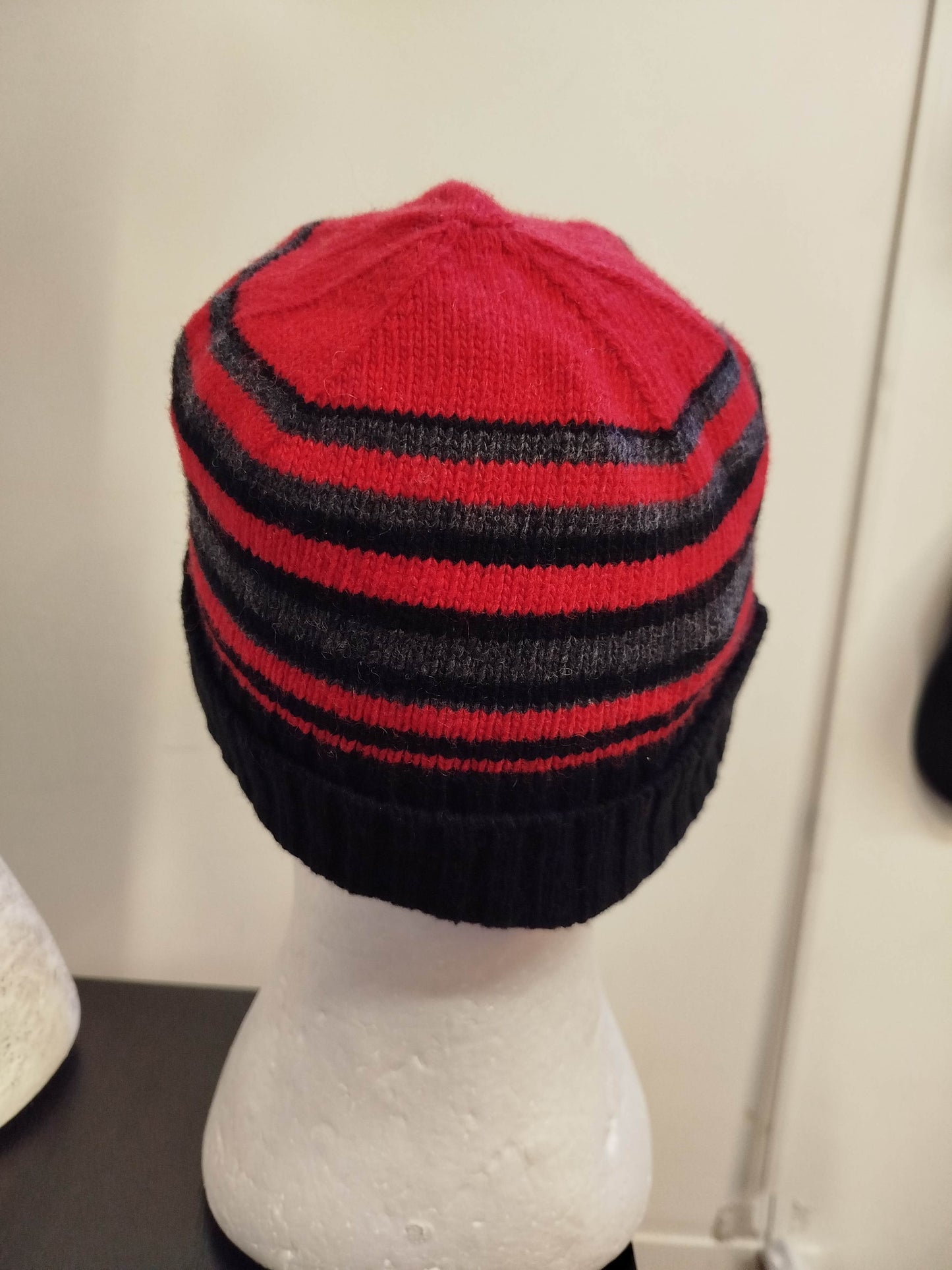 Cappello in lana Moschino