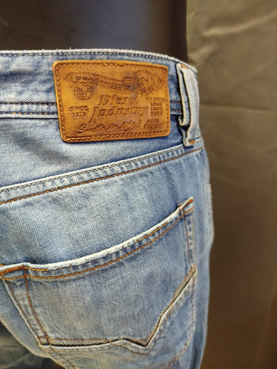 Jeans Diesel (46 uomo) thumbnail